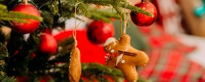 Preview wallpaper christmas tree, decoration, christmas, new year, holidays