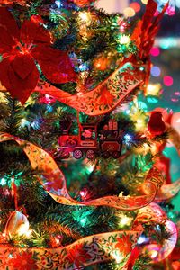 Preview wallpaper christmas tree, decorations, garlands, toys, new year, christmas