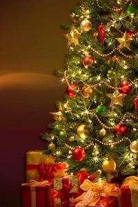 Preview wallpaper christmas tree, garland, gifts, decorations, holiday, new yea