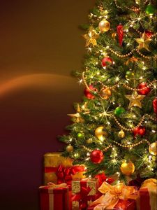 Preview wallpaper christmas tree, garland, gifts, decorations, holiday, new yea