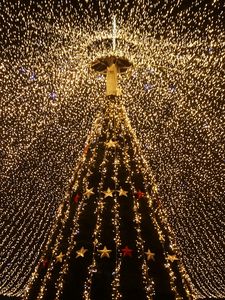 Preview wallpaper christmas tree, garland, light, decoration