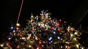 Preview wallpaper christmas tree, garland, new year, christmas, lights