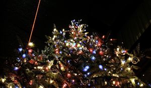 Preview wallpaper christmas tree, garland, new year, christmas, lights