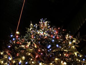 Preview wallpaper christmas tree, garland, new year, christmas, lights