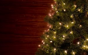 Preview wallpaper christmas tree, garlands, christmas, new year, holidays