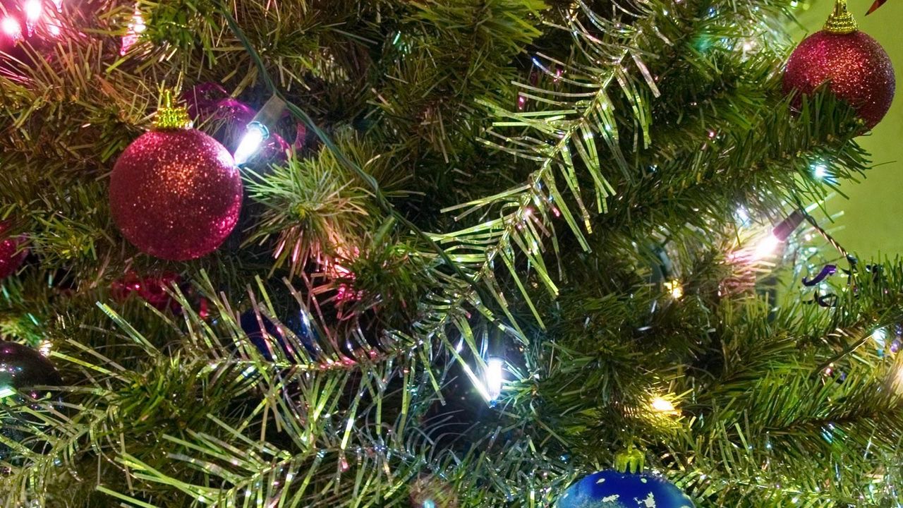 Wallpaper christmas tree, garlands, christmas toys, balls, tinsel, holiday, new year