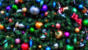 Preview wallpaper christmas tree, ornaments, holiday, garland