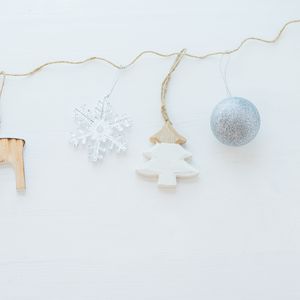 Preview wallpaper christmas tree, snowflake, ball, white, new year, christmas