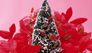 Preview wallpaper christmas tree, toy, snow, flowers