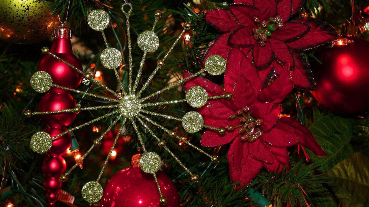 Wallpaper christmas tree, toys, balls, decorations, holiday, new year