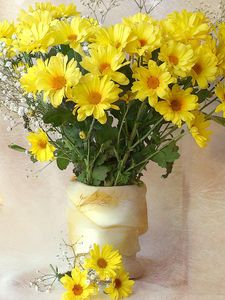 Preview wallpaper chrysanthemums, yellow, flowers, bouquets, gypsophila, vase