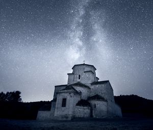 Preview wallpaper church, starry sky, night, milky way