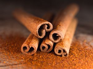 Preview wallpaper cinnamon, stick, spice