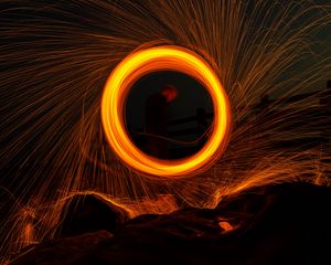 Preview wallpaper circle, sparks, freezelight, long exposure, silhouette, dark