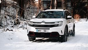 Preview wallpaper citroen c5 aircross, citroen, car, white, snow, trees