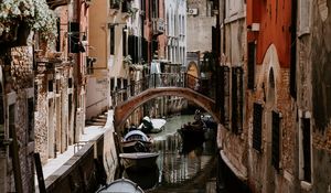 Preview wallpaper city, buildings, boats, river, venice