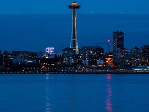 Preview wallpaper city, buildings, coast, reflection, night, seattle