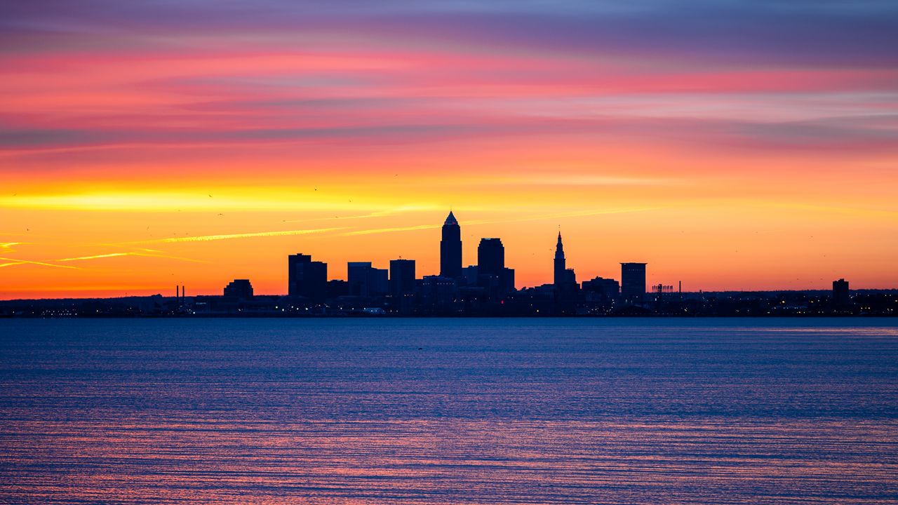 Wallpaper city, buildings, silhouettes, water, sunset, dark