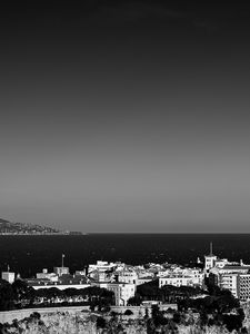 Preview wallpaper city, evening, black white, building, castle