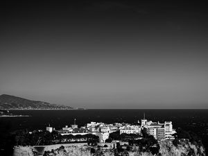 Preview wallpaper city, evening, black white, building, castle