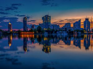 Preview wallpaper city, evening, reflection