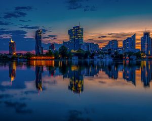 Preview wallpaper city, evening, reflection