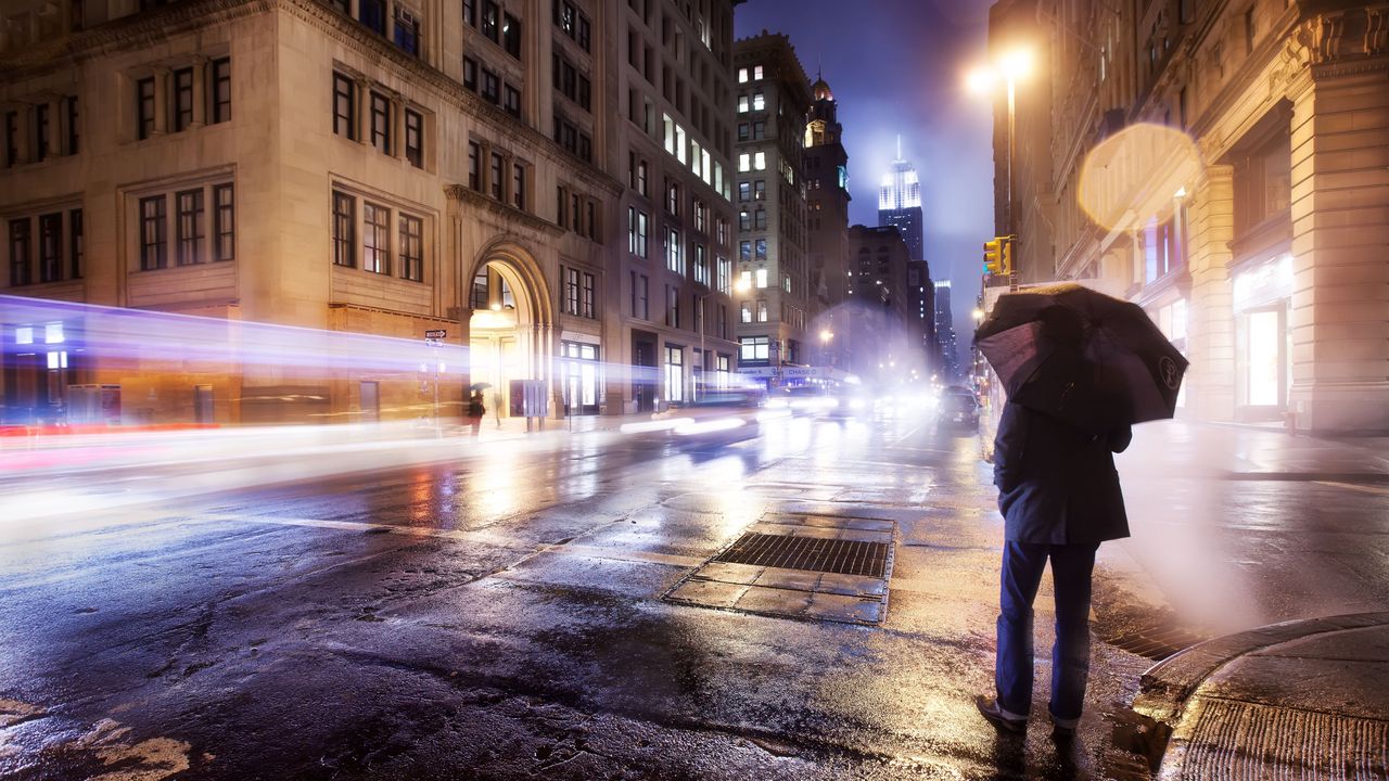Wallpaper city, night, cloudy, lonely, man, umbrella