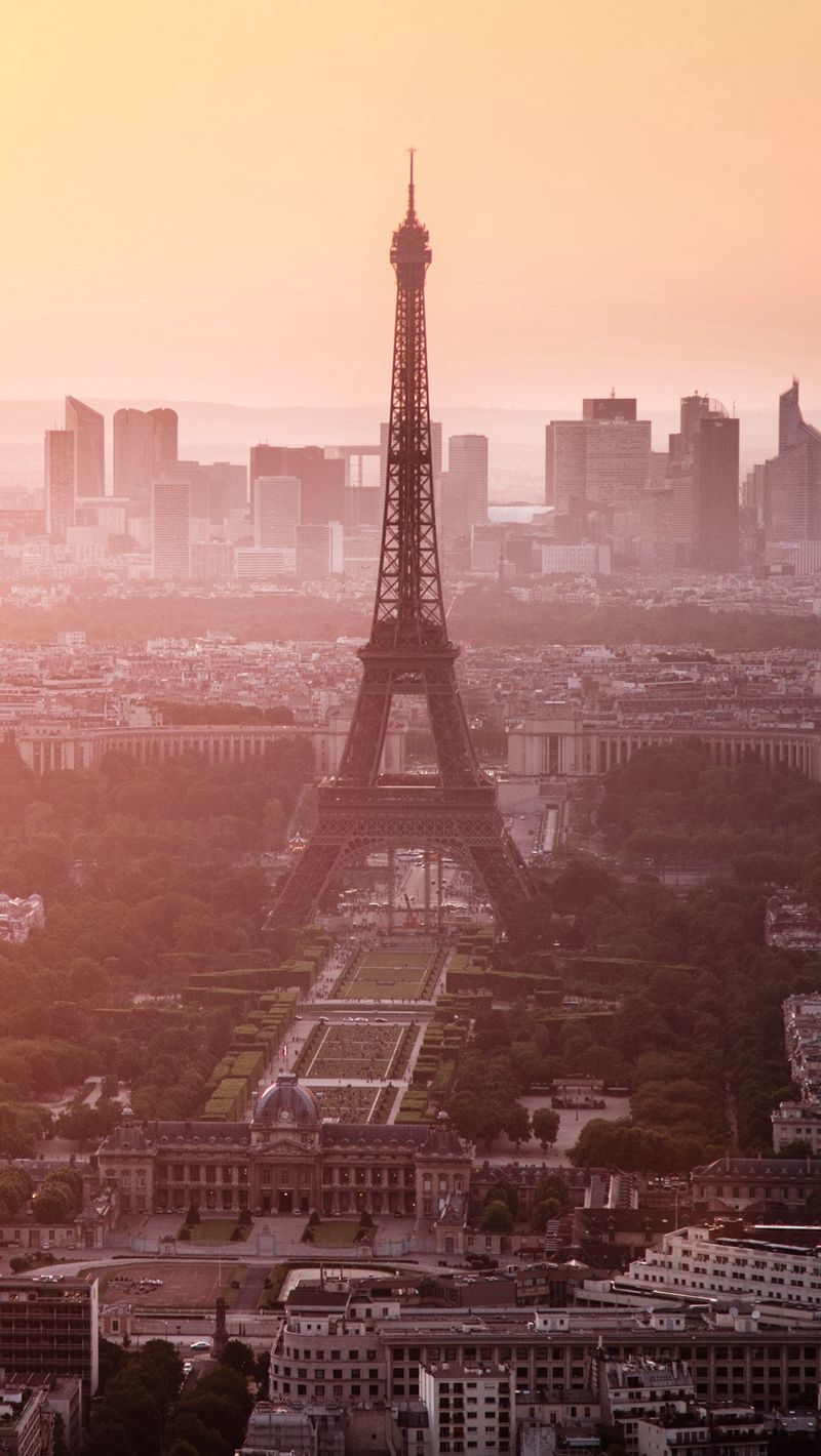Download wallpaper 800x1420 city, paris, france, eiffel tower, dawn,  morning, look, mist iphone se/5s/5c/5 for parallax hd background