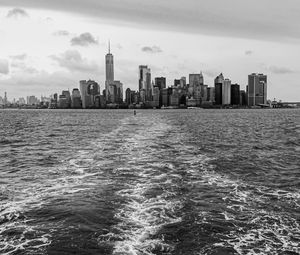 Preview wallpaper city, river, new york, manhattan, black and white
