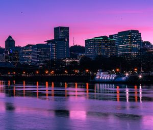Preview wallpaper city, sunset, evening, river