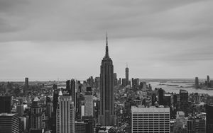 Preview wallpaper city, tower, bw