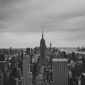 Preview wallpaper city, tower, bw