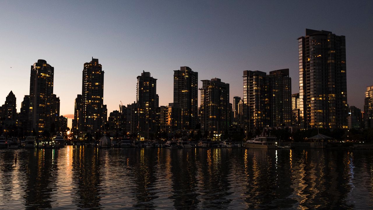 Wallpaper cityscape, river, sky, skyscrapers, reflection, evening, vancouver, canada