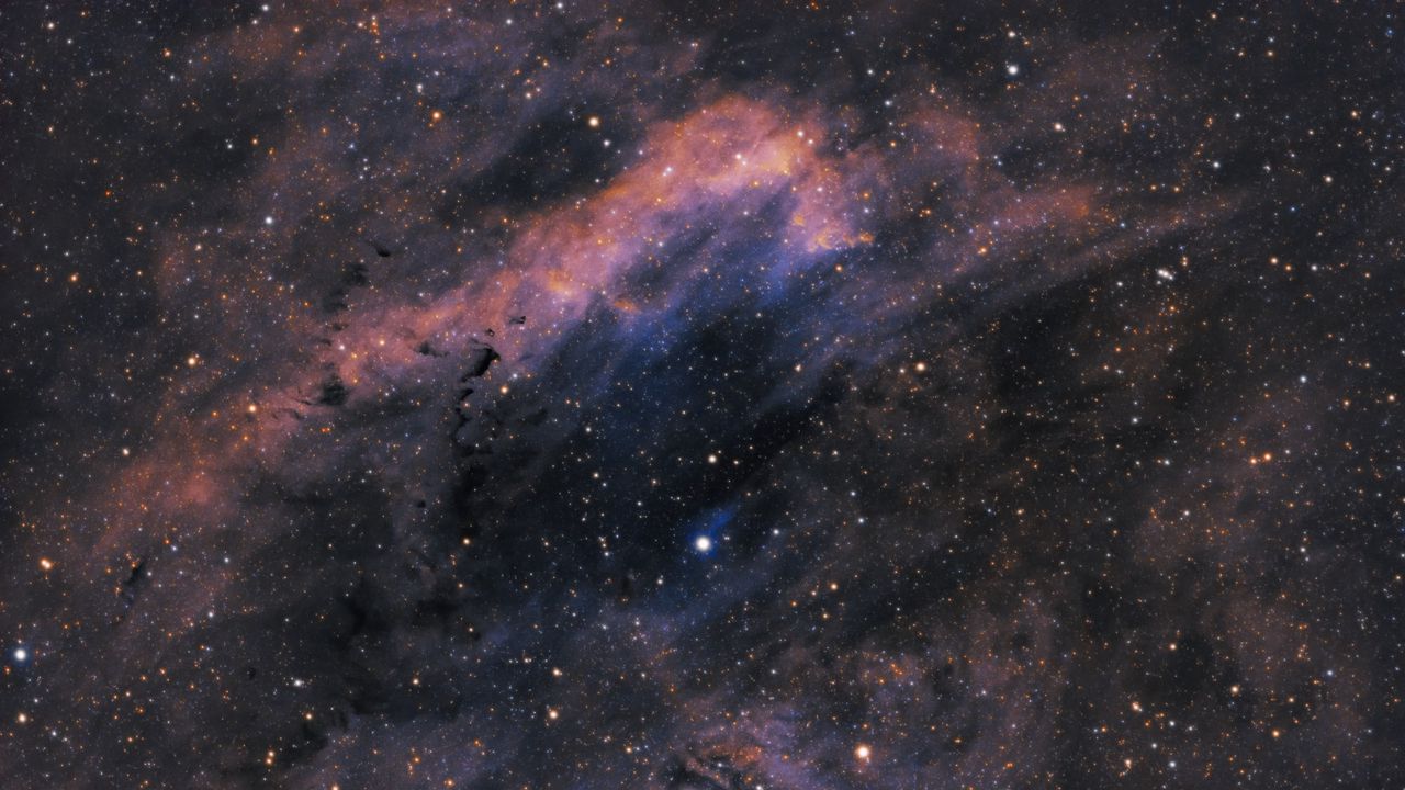 Wallpaper clamshell nebula, nebula, stars, shine, space