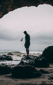 Preview wallpaper cliff, loneliness, ocean, surf