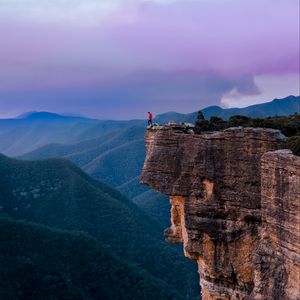 Preview wallpaper cliff, man, loneliness, sydney, australia