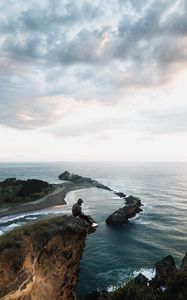 Preview wallpaper cliff, sea, alone, solitude, new zealand