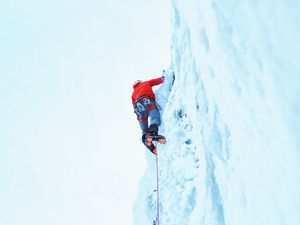 Preview wallpaper climber, snow, mountain, climbing