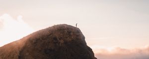 Preview wallpaper clipping, silhouette, loneliness, high, steep
