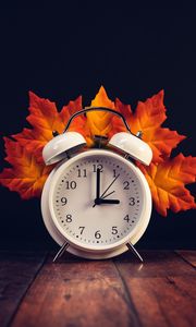 Preview wallpaper clock, alarm clock, leaves, tree, autumn