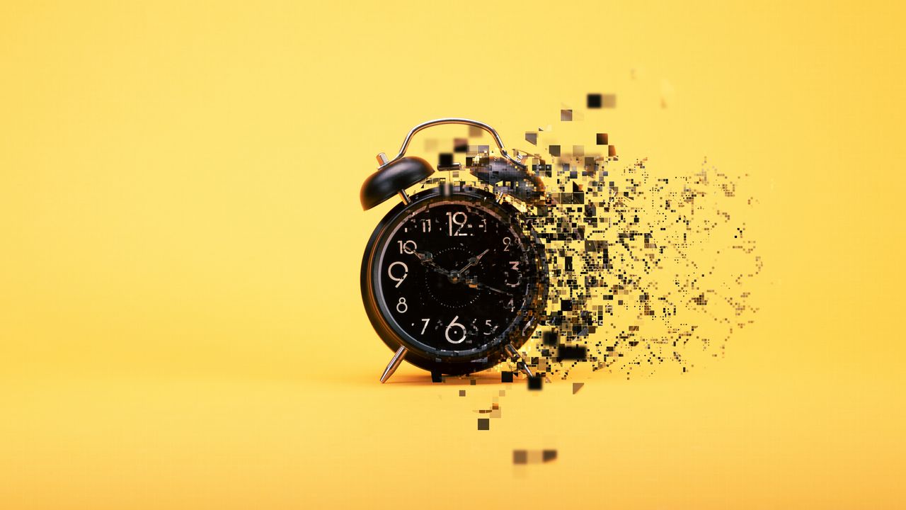 Wallpaper clock, alarm clock, time, glitch, yellow