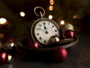 Preview wallpaper clock, balls, decoration, vintage, new year, christmas