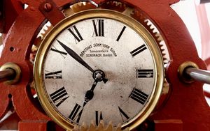 Preview wallpaper clock, clock face, roman numerals