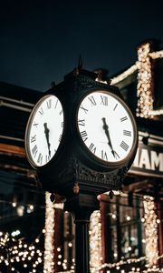 Preview wallpaper clock, dial, backlight, street, city
