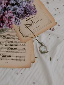 Preview wallpaper clock, lilac, flowers, notes