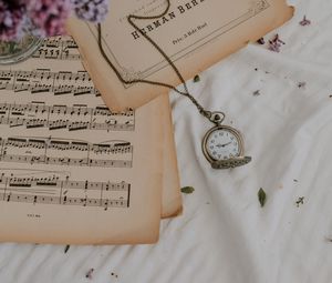 Preview wallpaper clock, lilac, flowers, notes