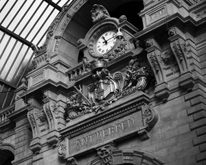 Preview wallpaper clock, wall, black white, stone, building