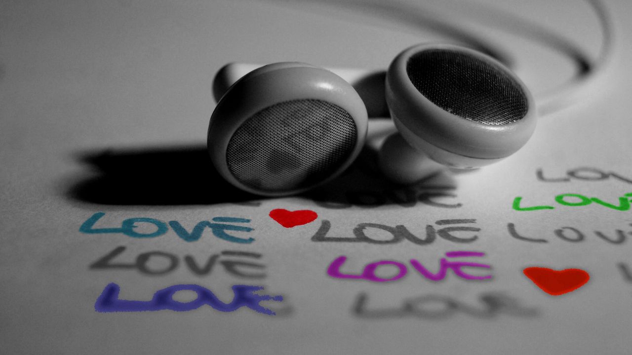 Wallpaper close-up, headphones, love, inscription