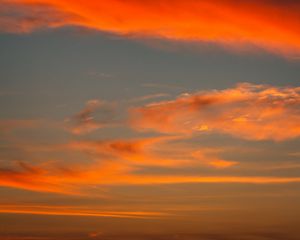 Preview wallpaper clouds, beautiful, sunset, sky, cloudy
