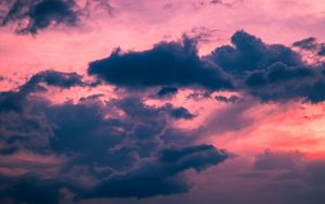 Preview wallpaper clouds, evening, sunset, sky, pink